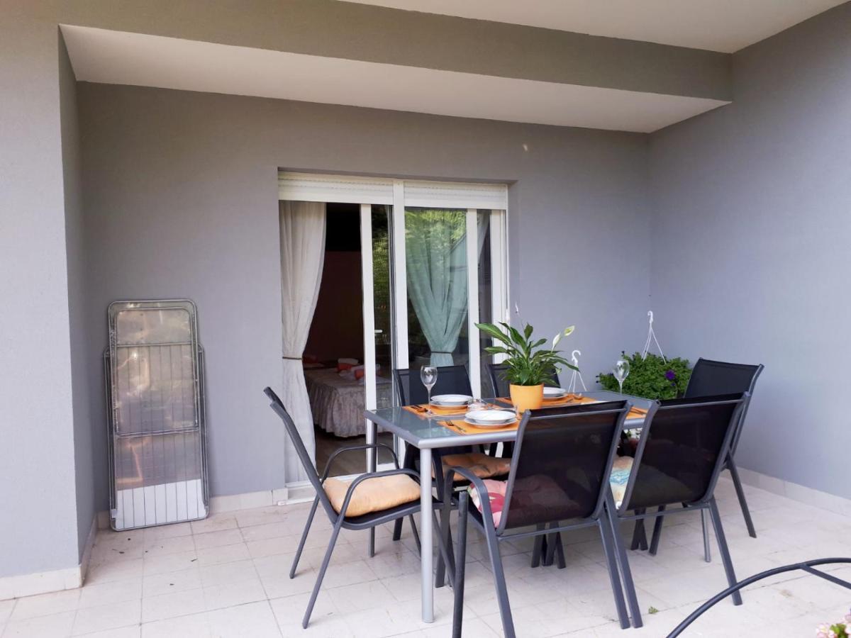 Apartmani Kulin 2 Kaštela Zewnętrze zdjęcie