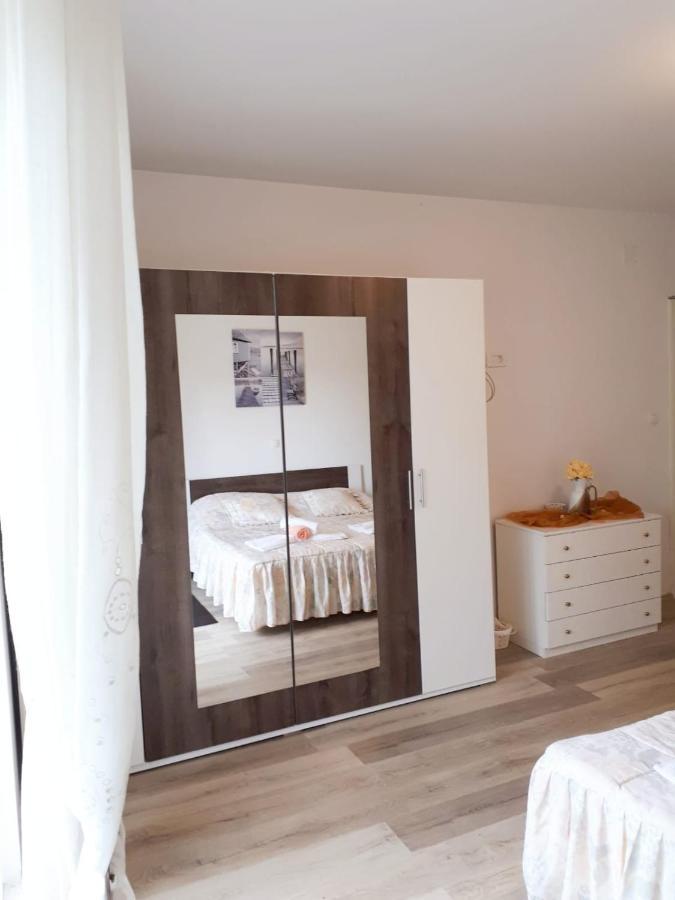 Apartmani Kulin 2 Kaštela Zewnętrze zdjęcie