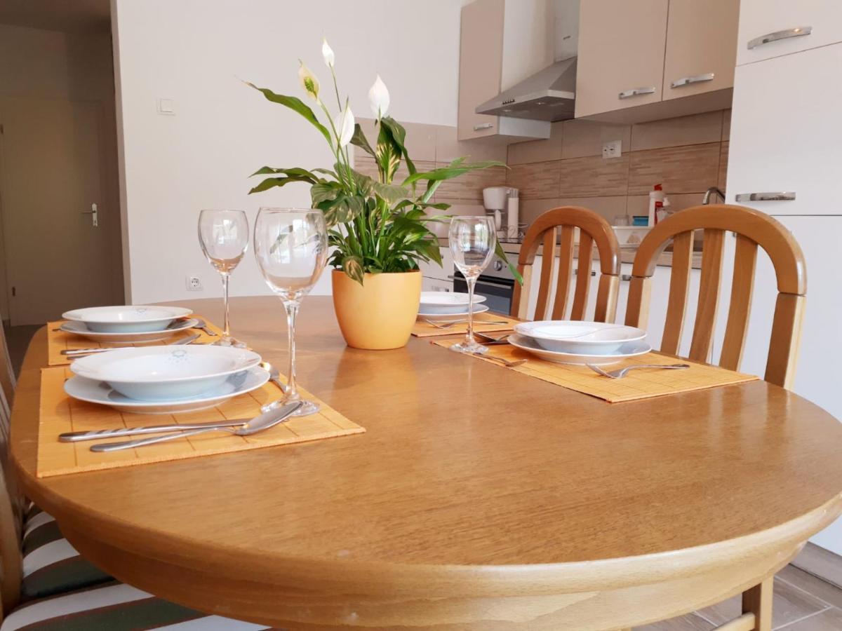Apartmani Kulin 2 Kaštela Zewnętrze zdjęcie